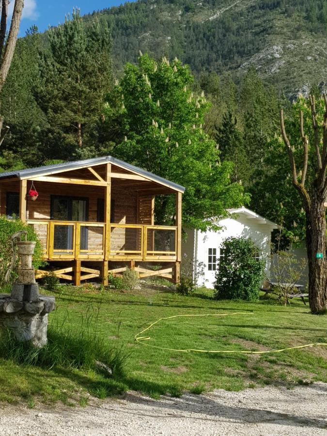 Camping Calme Et Nature Castellane Ngoại thất bức ảnh