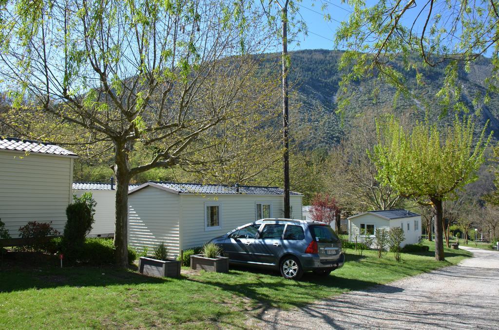 Camping Calme Et Nature Castellane Phòng bức ảnh
