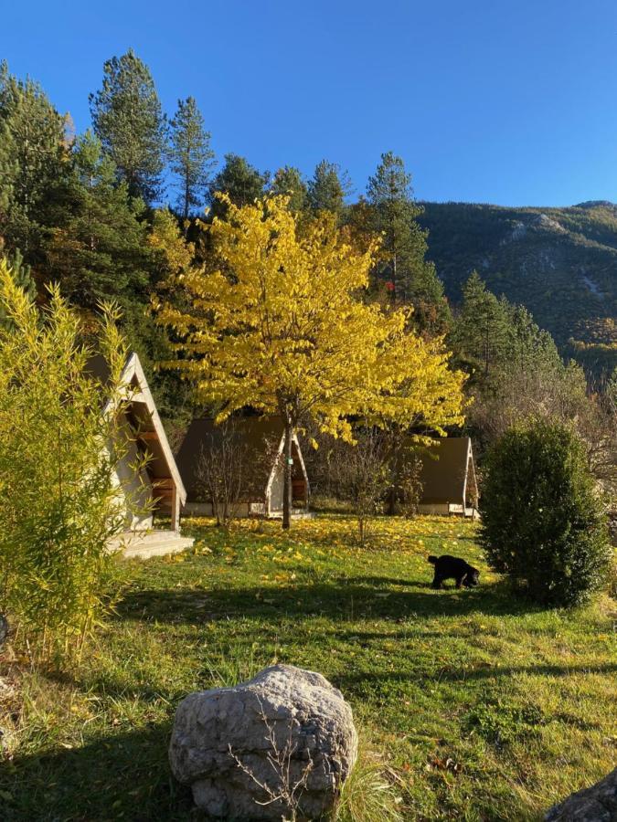 Camping Calme Et Nature Castellane Ngoại thất bức ảnh