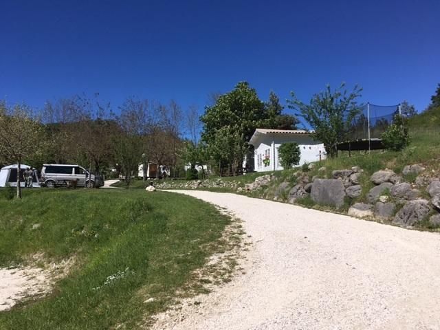 Camping Calme Et Nature Castellane Ngoại thất bức ảnh